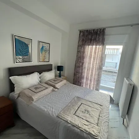 Seafront Lux Apartament *
