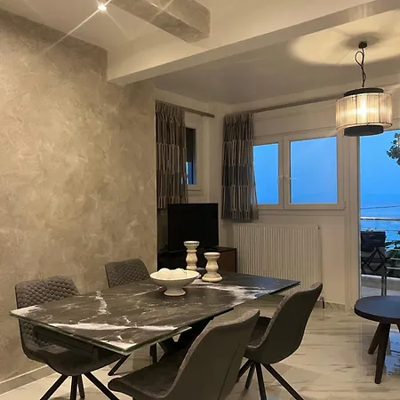 Seafront Lux Appartement